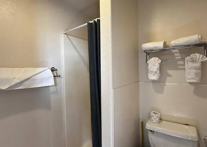 Apartment 071a Private Near South Rim Sleeps 6- No Kitchen *