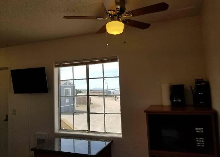 071a Private Near South Rim Sleeps 6- No Kitchen Apartment Valle